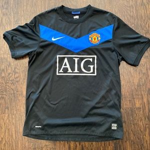 Nike Manchester United Football Jersey - AIG 1 Size Medium